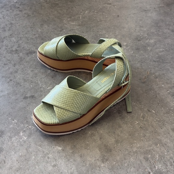 Anthropologie platform sandals - Picture 3 of 8